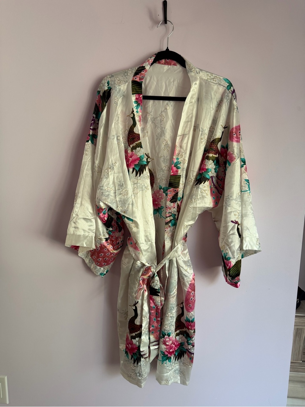 Silky Floral Peacock Kimono Robe in Ivory and Pink OS